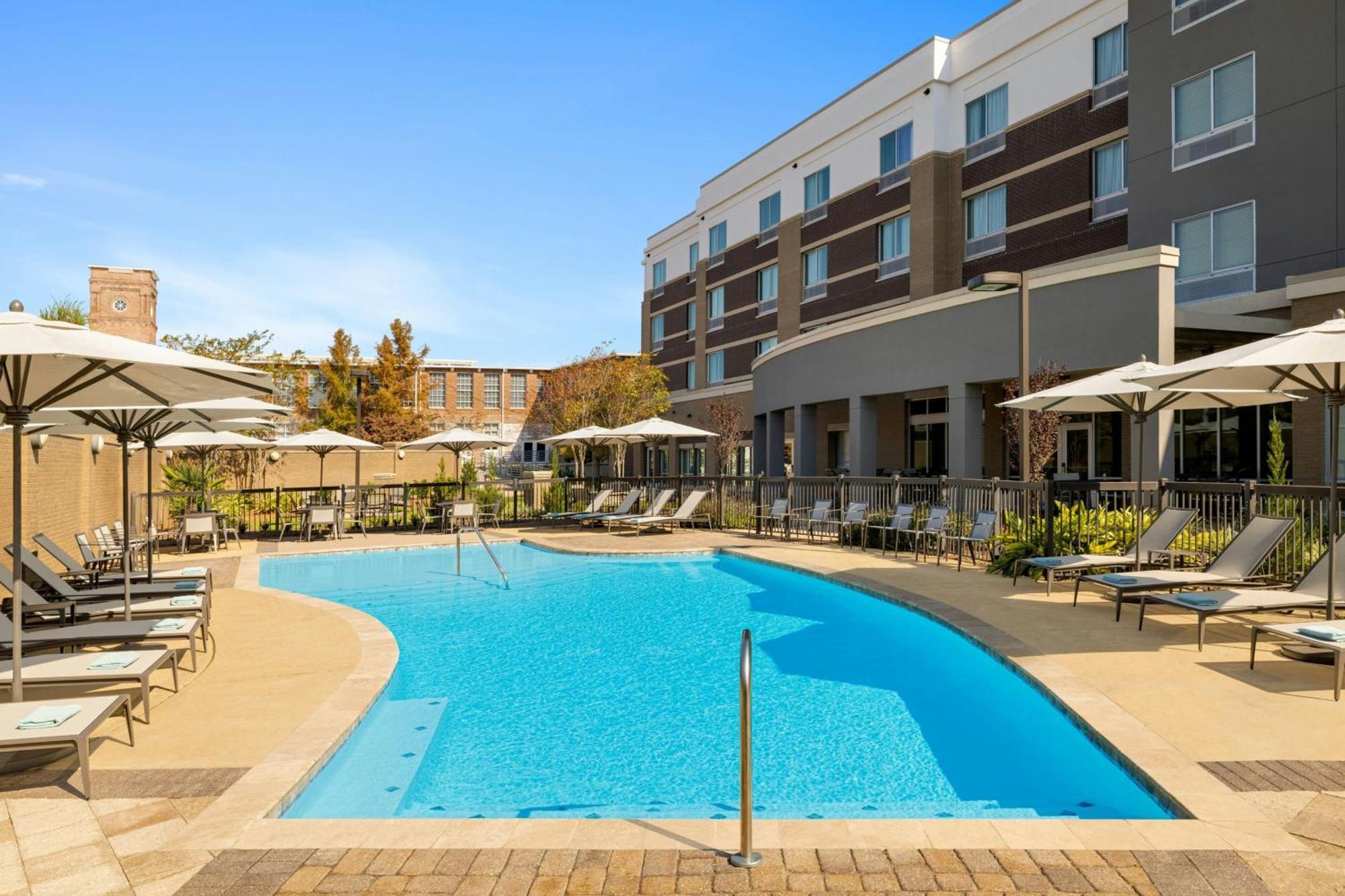 Courtyard By Marriott Starkville Msu At The Mill Conference Center Eksteriør billede