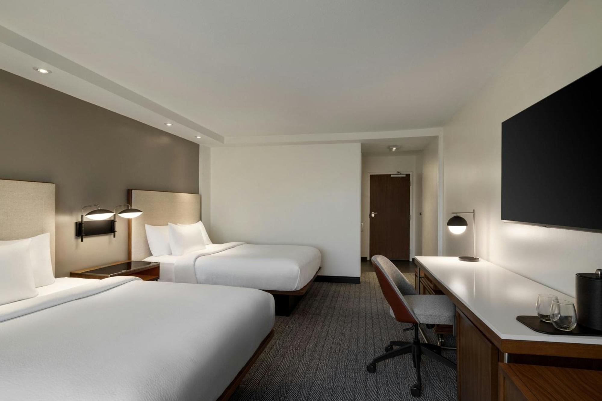 Courtyard By Marriott Starkville Msu At The Mill Conference Center Eksteriør billede