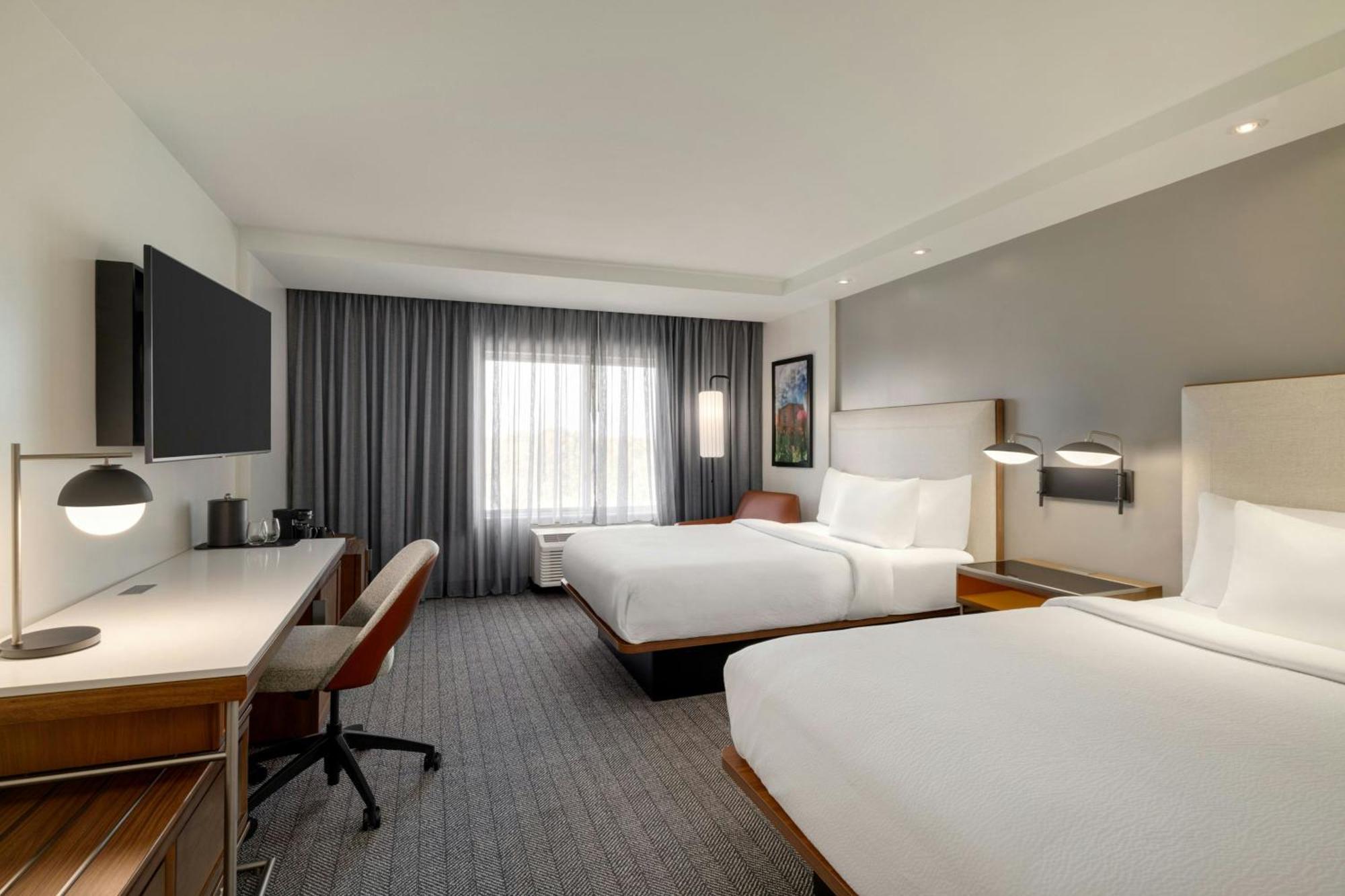 Courtyard By Marriott Starkville Msu At The Mill Conference Center Eksteriør billede