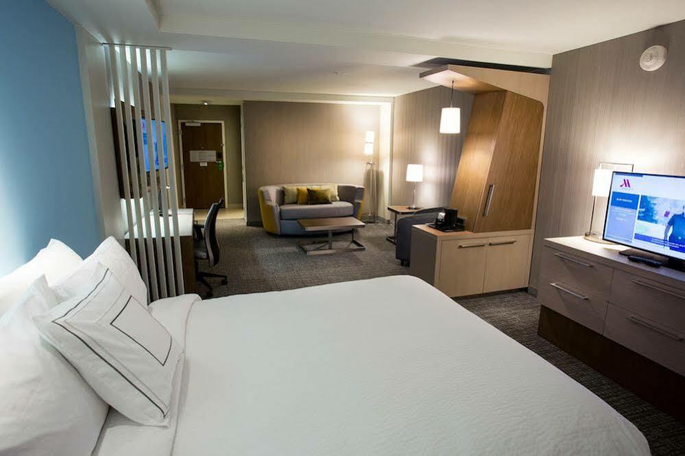 Courtyard By Marriott Starkville Msu At The Mill Conference Center Eksteriør billede